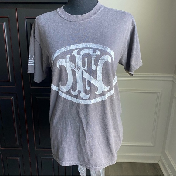 FN Firearms White & Gray Logo Tee Unisex Small - Picture 1 of 7
